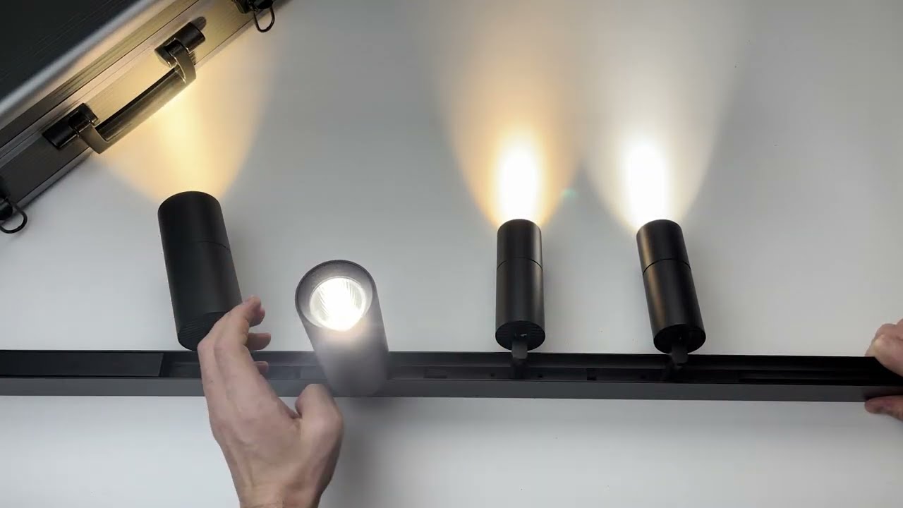 Магнітний трековий світильник Oledim 7771019 OL48 18W 4000k Чорний video