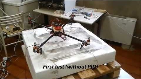 First test of Comelicottero quadcopter (without PID)