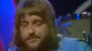 Robert Wyatt - I'm A Believer [totp2] chords