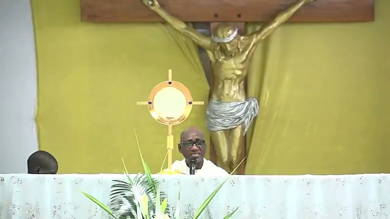 Adoration du St Sacrement à Ste Thérèse  de Marcory