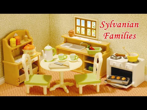 Sylvanian Families 2951 Кухня в коттедже и 2925 холодильник/Сильваниан фэмилис Sylvanian Families 2951 Кухня в коттедже и 2925 холодильник/Сильваниан фэмилис