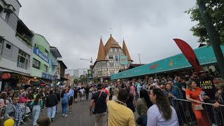 Blumenau SC..Desfile da 38° Oktoberfest. dia  14.10.2023