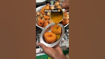 Nagpur Famous Medu Vada In Just 40/-😻 | Indian Street Food #shorts
