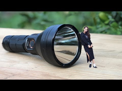 Video Chiếc đèn pin hàng nội địa Trung Quốc là nó phải thế... - youtube