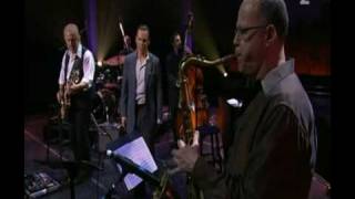 Watch Kurt Elling Undun video