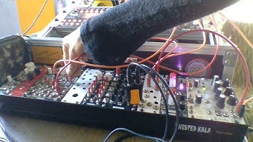 Modular Synth synthesis: LFO on Drums simple patch. Patch 3 with NeuroKala