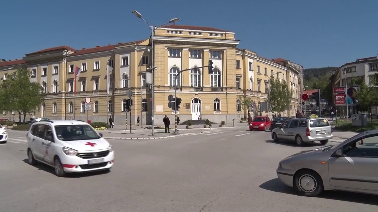 Polovne Kozne Garniture Iz Uvoza : Namestaj iz uvoza