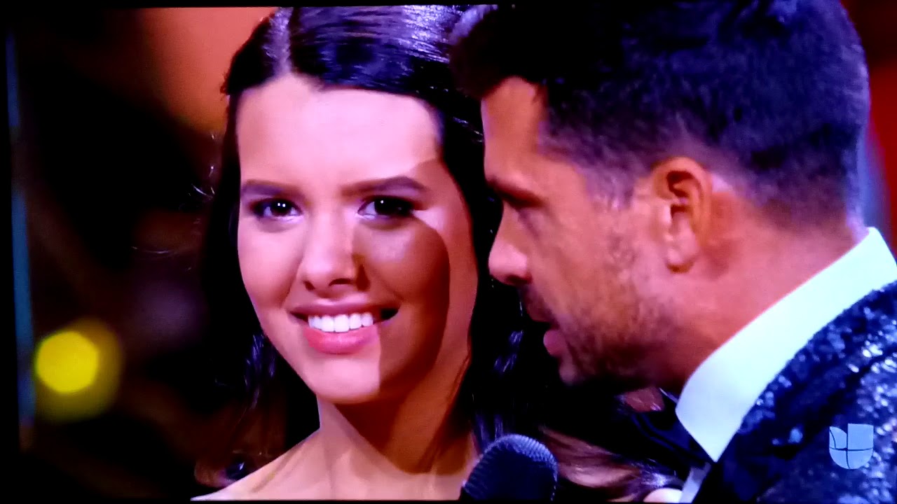 Pedro Moreno bailando la bella y la bestia en MQB