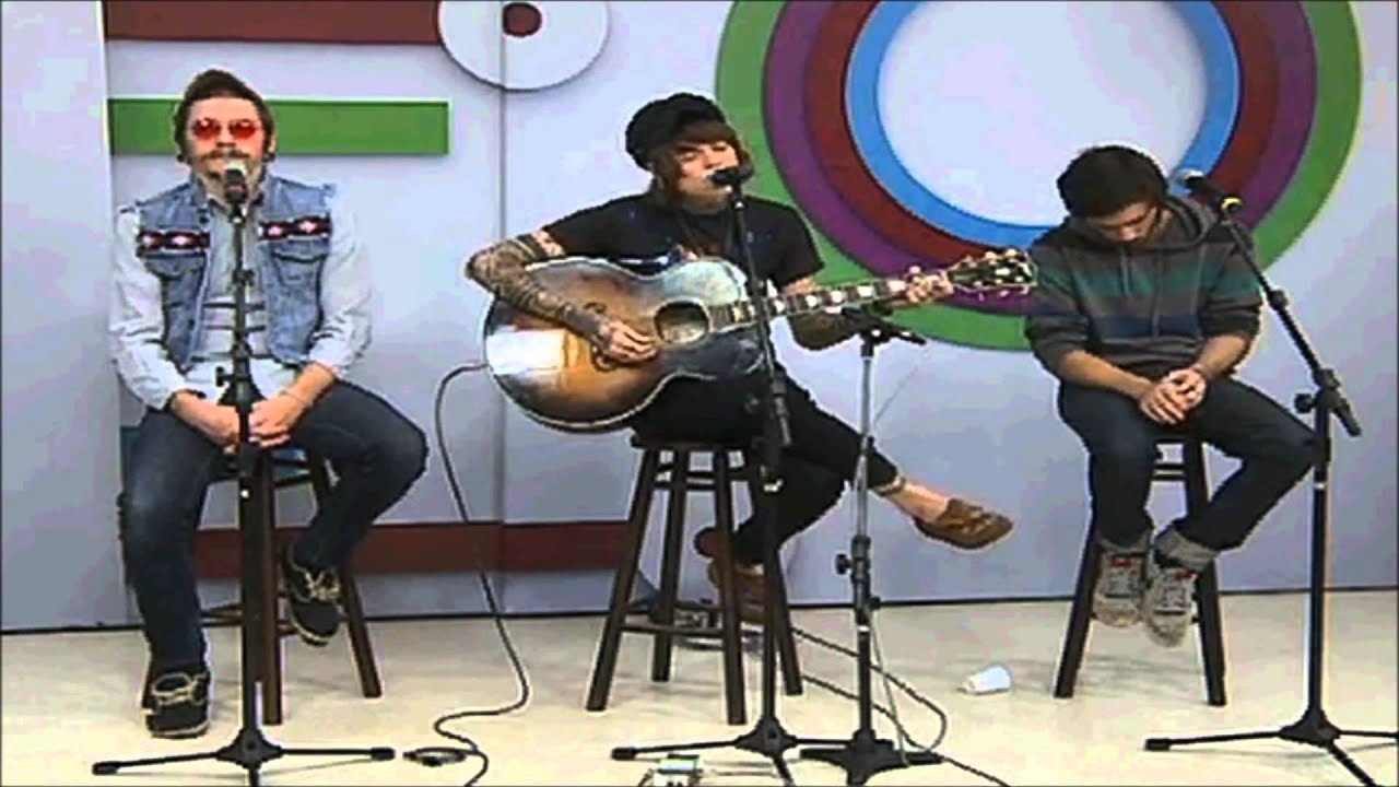 Never Shout Never - Lovesick (Live in Brazil 2012)