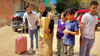 رجع بعد غربه 10 سنين شاف ابوه بالشكل ده في الشارع والسبب - شوفو حصل ايه !