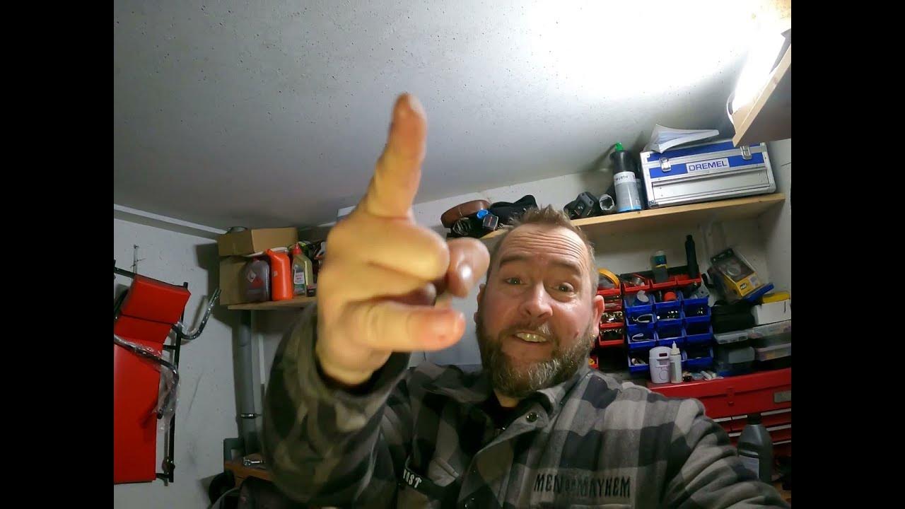 Anleitung Bremsen entlüften mit ABS Harley Sportster Harley Forty Eight Bobber do it your self