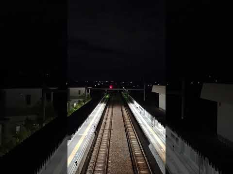 JR五位堂駅陸橋の上より #JR西日本 #JR五位堂駅 #奈良県香芝市 #shorts