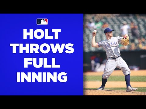 Brock Holt comes in to pitch, tosses 30 mph eephus!