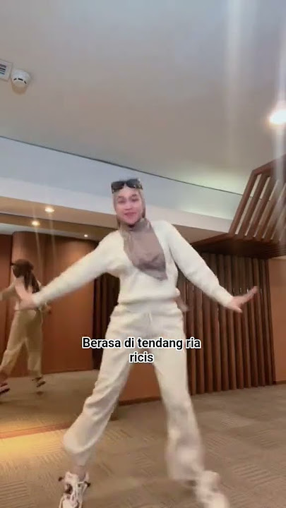 Berasa di tendang ria ricis gak sih kalo begini