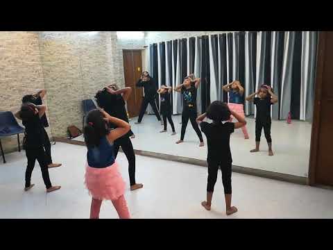 Kids Dance Practice at Activity Hub on KHALIBALI - SHIVAM PATHAK,SHAIL HADA