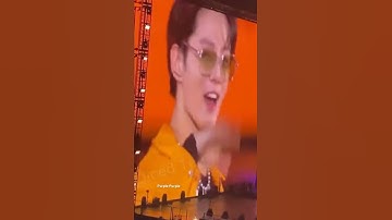 Jk removes his earpiece to hear Army😍😍😍