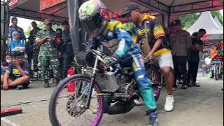 The 6-second WAR begins with the Super FFA, where Javanese engines compete with local Sulawesi en...