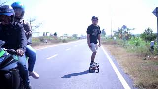 Evry Trek 2 in 1 Electric Skateboard (eboard) hit it in Kebumen Indonesia.