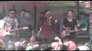 Regissteady - Aku rapopo (cover) live @Sutawangi, Jatiwangi