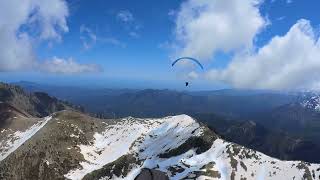 Vol magique de printemps sur les sommets Corses en parapente/Amazing corsican paragliding