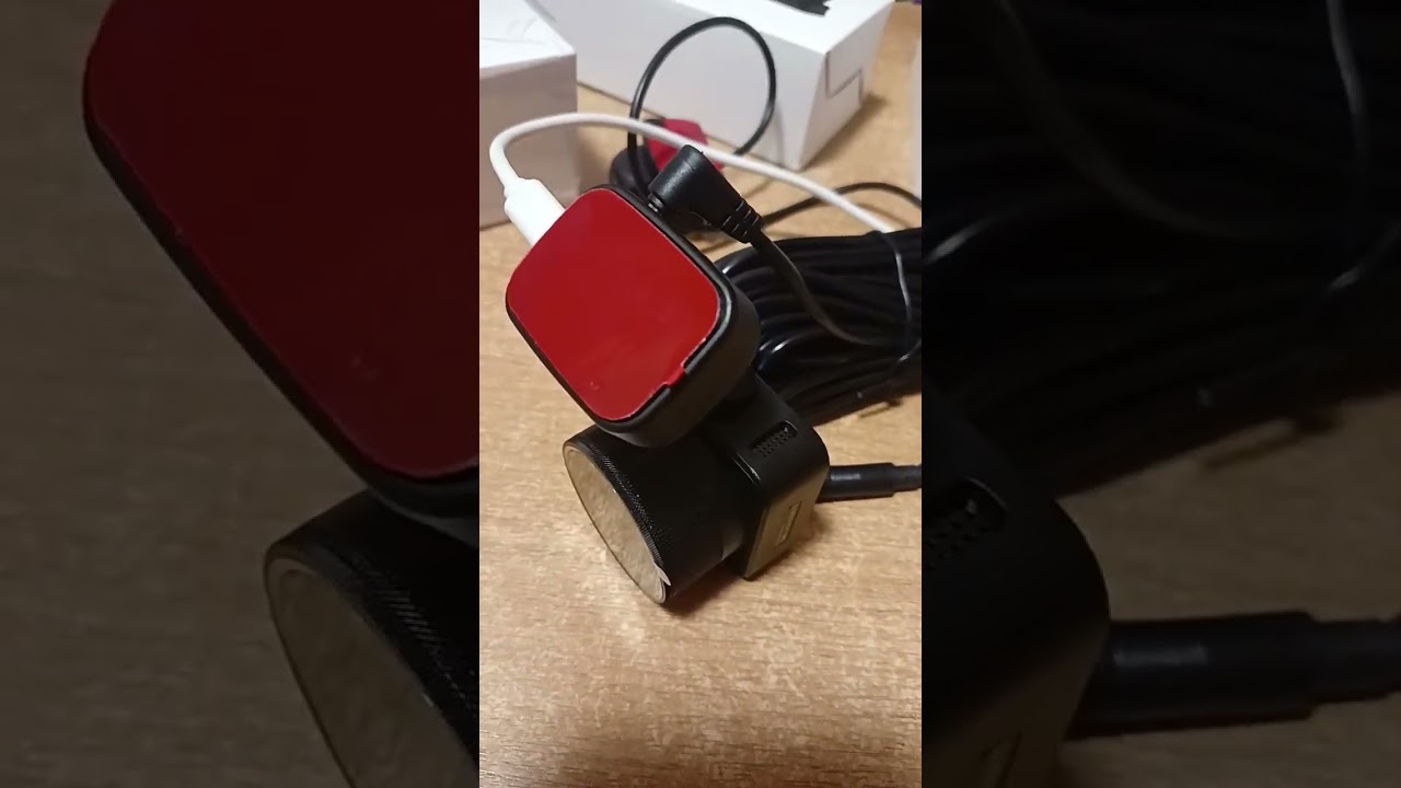 Видеорегистратор Fujida Zoom Hit S wifi duo 