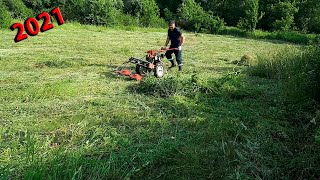 видео: Неудачный СЕНОКОС МОТОБЛОКОМ! Мотоблоку Фаворит пришёл на помощь трактор Т-25 с сегментной косилкой! картинка: Неудачный СЕНОКОС МОТОБЛОКОМ! Мотоблоку Фаворит пришёл на помощь трактор Т-25 с сегментной косилкой!