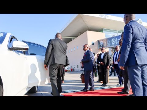 NDE MWATI MANGANYA AMUUKIRASO ANTHUWA APWETEKANA