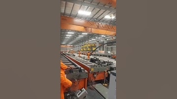 Massive crane with operators | Smart Work whatsapp status