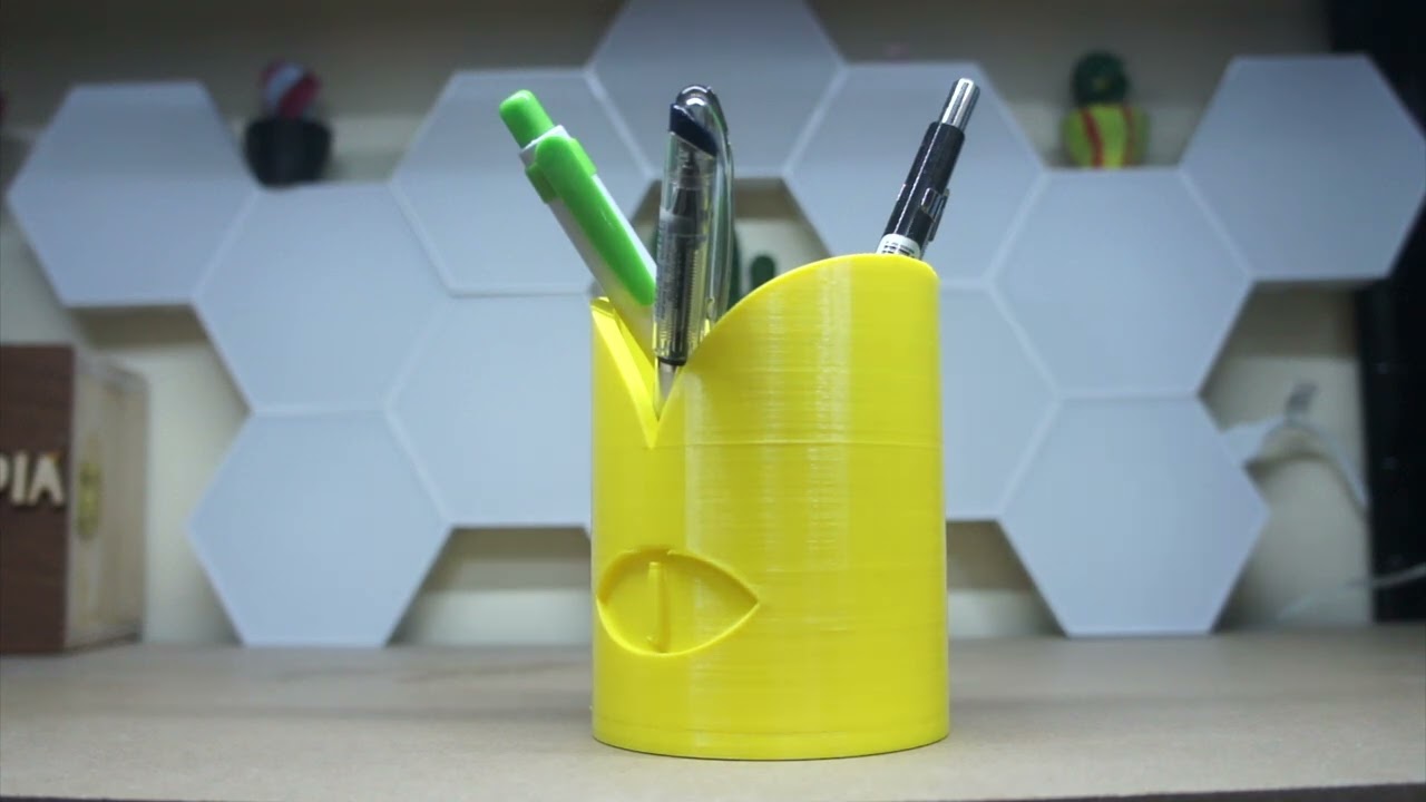 3D Printed Cult of the Lamb Red Crown Pencil box