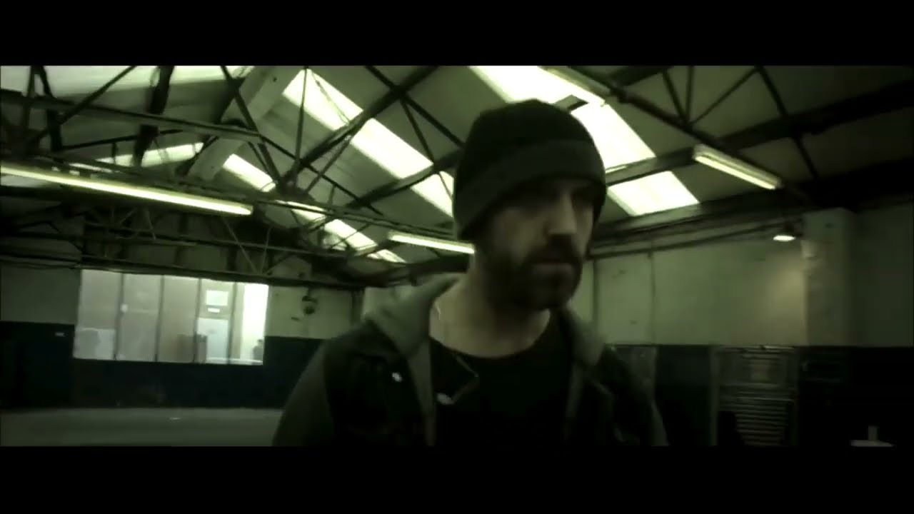 FOCUS: Defector Mop Fight Scene