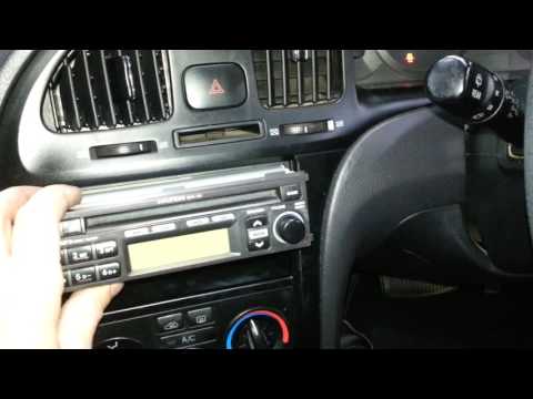 How to remove the radio from a Hyundai Elantra