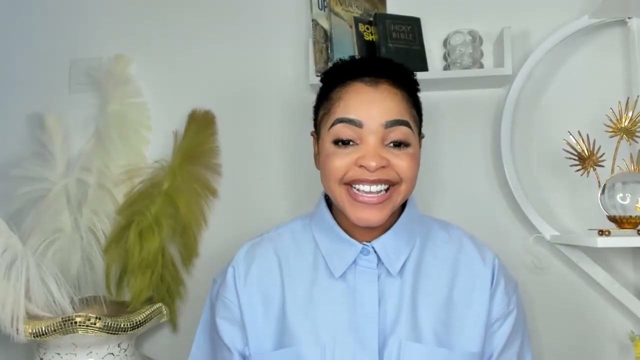 Этот мужчина говорит, что ты его жена… Он молится за тебя и сказал о тебе эти слова…