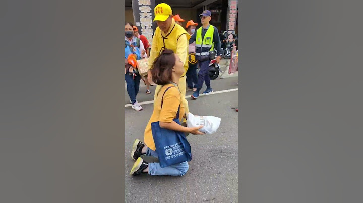 信眾想幫家人祈求...又擔心擋到媽祖婆的路..結果...-2024白沙屯三媽祖高雄鳳山贊境（2）