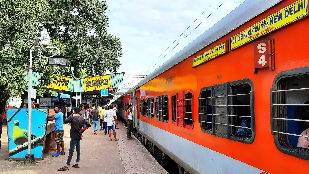 Agra to Chennai Journey Part 2 in 12622 Tamil Nadu Express, Indian Railways.