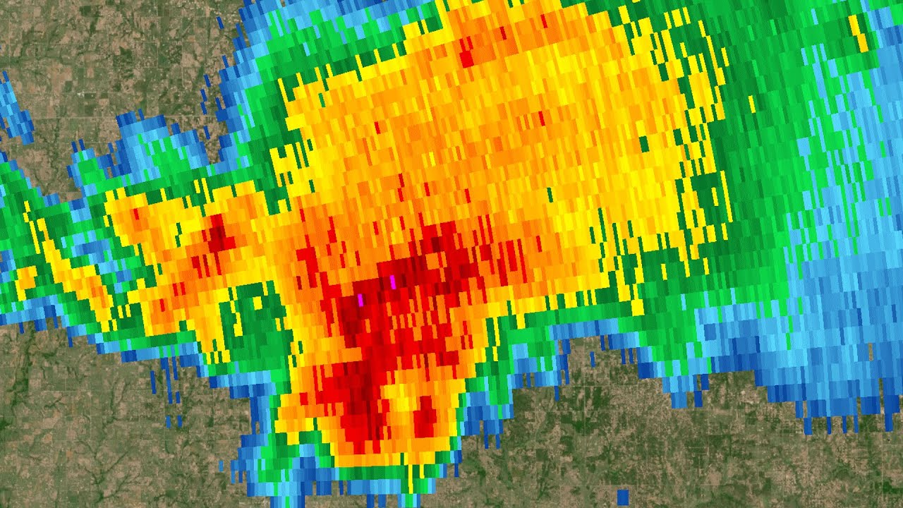 2024 Comanche, Oklahoma Supercell Radar Loop - YouTube