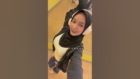 Cewek Hijab Tiktok Fadhilahrzk model jilbab gym sport yellow cantik senyum manis