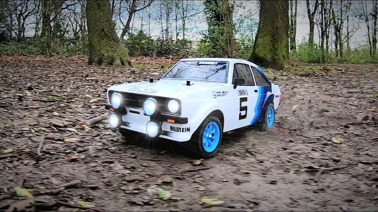 Tamiya MF01X Ford Escort Mk2 First Run Doesn't Go Well! - YouTube