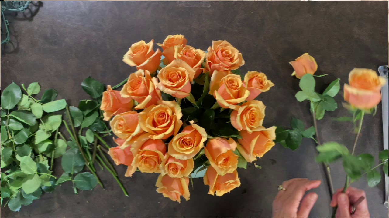 Arrange 2 Dozen Roses Pave-Style in a Ceramic Urn-Vase | FLORAL DESIGN | HOW-TO