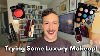 Finally Trying Chanel Beauty! GRWM with Rouge Noir and Holiday Collections & Victoria Beckham Beauty
#queerbones #chanelbeauty #luxurymakeup
Hi Im Colin (they/them)! Todays video is a look with some new and new to me luxury makeup! I finally tried some Chanel Beauty, more Victoria Beckham Beauty and more!
Operation Olive Branch - https://linktr.ee/opolivebranch
Time Stamps
00:00 Intro
01:10 What I Bought
03:40 Brows and Foundation
06:30 Contour
08:22 Blush
12:08 Highlighter
14:14 Powder
15:53 Bronzer
16:20 Eyeshadow
25:58 Lips
28:50 Finished Look and Thoughts
Affilate Links
https://shopmy.us/queerbones
Sephora https://go.shopmy.us/p-1747314 *
Ulta https://go.shopmy.us/p-1747339 *
Pat McGrath https://go.shopmy.us/p-1747354 *
BeautyBay https://go.shopmy.us/p-1747350 *
Lisa Eldridge https://go.shopmy.us/p-3081418 *
Surratt.com https://go.shopmy.us/p-1932151 *
Rephr Brushes https://go.shopmy.us/p-2383088 *
Selfridges https://go.shopmy.us/p-6627161 *
Kulfi Beauty https://go.shopmy.us/p-9668336 *
💵 Save Some Money! 💵
Nomad Cosmetics: code BONES will save 10%
Surratt: BONES15 *
Fantasy Cosmetica: BONES *
Salt New York: BONES10 *
Game Beauty: QUEER_BONES *
Gourmande Girls: BONES *
Face Theory: COLIN20 *
Bloomeffects: Colin *
Finding Ferdinand: BONES10 *
Kulfi Beauty: COLIN *
Follow me on Twitter
https://twitter.com/queer_bones
Follow me on Instagram
https://www.instagram.com/queer_bones/
My Foundation Shades
Haus Labs 260
https://go.shopmy.us/p-1602388 *
Makeup By Mario 12O
Fenty Foundation 290
Fenty Eaze Drops in shade 10
https://go.shopmy.us/p-1605212 *
Lisa Eldridge Seamless Skin Shade 16 and 17
https://go.shopmy.us/p-1987645 *
Pat McGrath in LM14
https://go.shopmy.us/p-2888647 *
Nars in Stromboli
https://go.shopmy.us/p-2608845 *
Kosas Revealer Foundation in 210
https://go.shopmy.us/p-4041350 *
FTC
This video is not sponsored and all opinions are my own. All products are purchased by me unless otherwise stated. Any links included are NOT affiliated unless noted otherwise with an asterisk (*).
Products received in PR with be noted with a double asterisk (**).
Using affiliate links helps support the channel with a small commission, thank you!
Makeup Details
Brows: Surratt Brow Pomade
https://go.shopmy.us/p-1930707 *
Make Beauty Warm Brown pencil ** https://go.shopmy.us/p-28321554 *
Make Beauty brow gel ** https://go.shopmy.us/p-28321555 *
Eye Primer: Nars https://go.shopmy.us/p-12127899 *
Eyeshadow: Chanel Space Traveler https://go.shopmy.us/p-37594209 *
Chanel Single Shadows https://go.shopmy.us/p-37594561 *
Mascara: Isamaya
Primer: Rituel de Fille Creature of Light https://go.shopmy.us/p-35711479 *
Foundation: Haus Labs https://go.shopmy.us/p-22550536 *
Concealer: Haus Labs https://go.shopmy.us/p-18250542 *
Powder: Charlotte Tilbury https://go.shopmy.us/p-29123896 *
Bronzer: Victoria Beckham shade 3 https://go.shopmy.us/p-20775157 *
Contour: Haus Labs Silouhette https://go.shopmy.us/p-24714583*
Blush: Chanel n20 https://go.shopmy.us/p-39881917 *
Chanel Rouge Franc https://go.shopmy.us/p-39882068 *
Victoria Beckham Miniskirt https://go.shopmy.us/p-20775154 *
Highlighter: Chanel https://go.shopmy.us/p-21067721 *
https://go.shopmy.us/p-21067723*
Setting Spray: Danessa Myriskcs https://go.shopmy.us/p-29123920 *
Lips: Chanel Rouge Noir and AUDACIEUSE https://go.shopmy.us/p-38082076 *
Nails: Chanel Rouge Noir https://go.shopmy.us/p-39882271 *
Brushes:
Rephr https://go.shopmy.us/p-5803115 *
Singe ** https://go.shopmy.us/p-26098716 *
Whats Up Beauty ** https://whatsupbeauty.com
Sonia G https://www.beautylish.com/b/sonia-g
Sigma Beauty https://sigmabeauty.com/collections/view-all-brushes
ESUM ** https://www.esumcosmetics.com Finally Trying Chanel Beauty! GRWM with Rouge Noir and Holiday Collections & Victoria Beckham Beauty
