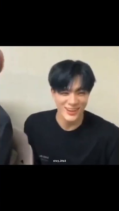 ketika echan bertingkah muka nya lgsg berubah gt😭😂 #jeno #nct cr on vid