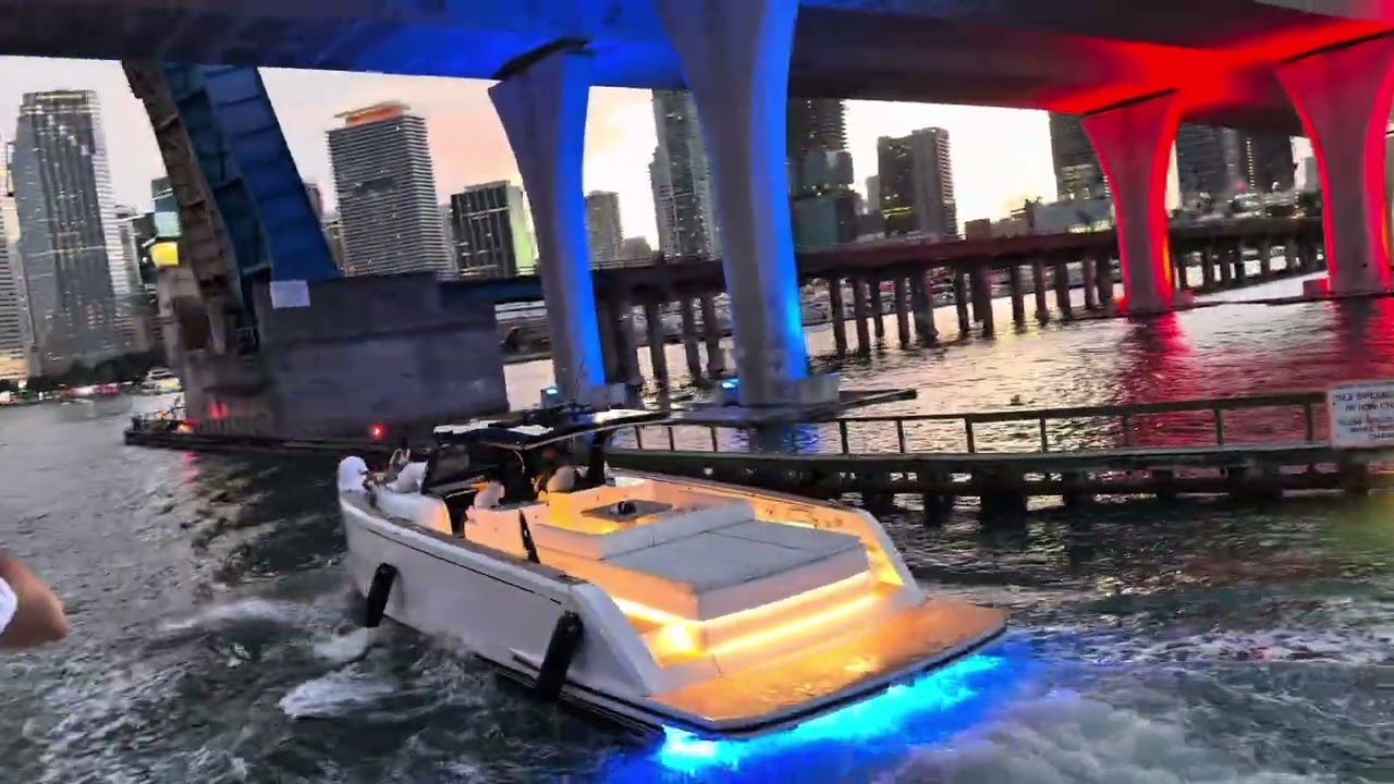 Miami Skyline Cruise : A Memory to Treasure (2025)