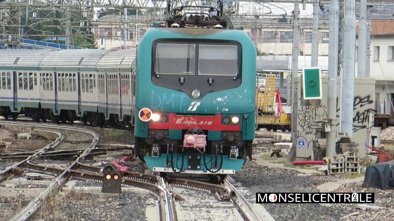 Treni in arrivo e partenza da Padova (E402.010 + E464.316 + Frecciabianca 9725) YouTube Treni in arrivo e partenza da Padova (E402.010 + E464.316 + Frecciabianca 9725) YouTube