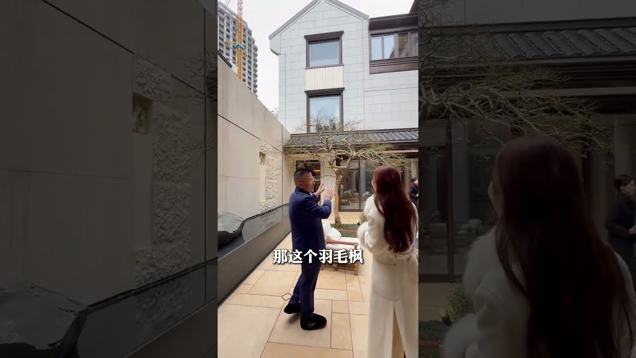 在上海有一种炫耀，叫我住在新天地，在新天地，有种炫耀叫我住在上海壹号院的风貌别墅。