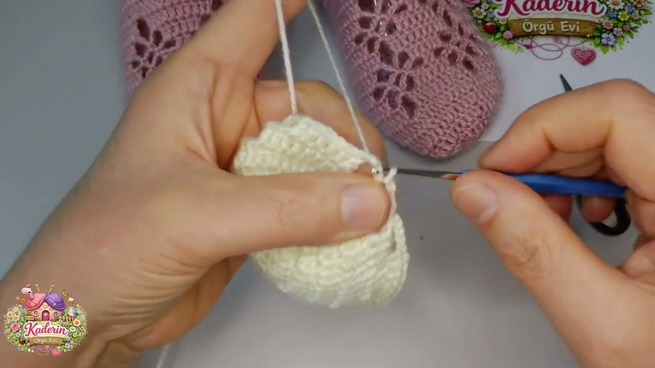 Dantel Detaylı Kolay Patik Modeli - Kaderin Örgü Evi