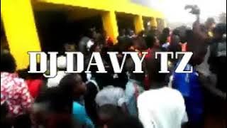 DJ DAVY afanya maajabu kwenye dakika 1ó za tamasha la SAFARI Radio Tunduru
