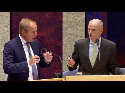 'Stop dodelijk poeder Coöperatie Laatste Wil' - Vragenuurtje 5 september 2017