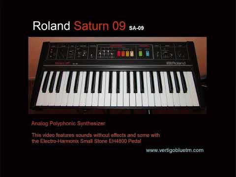 Roland Saturn 09 Synthesizer