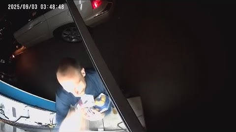 Video shows thief breaking into trading card vending machine in San Marcos