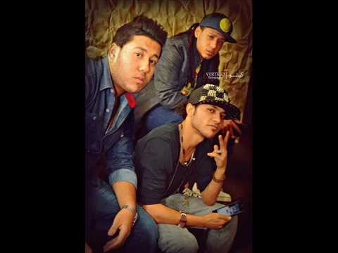 مهرجان احوال الدونيا السادات وفيفتى وفيلو من البوم 100 نسخه