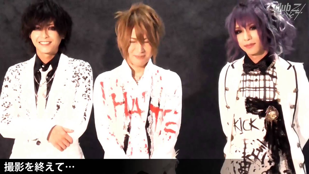 GOTCHAROCKA's photoshoot for「club Zy.MAG Vol.028」and comment video